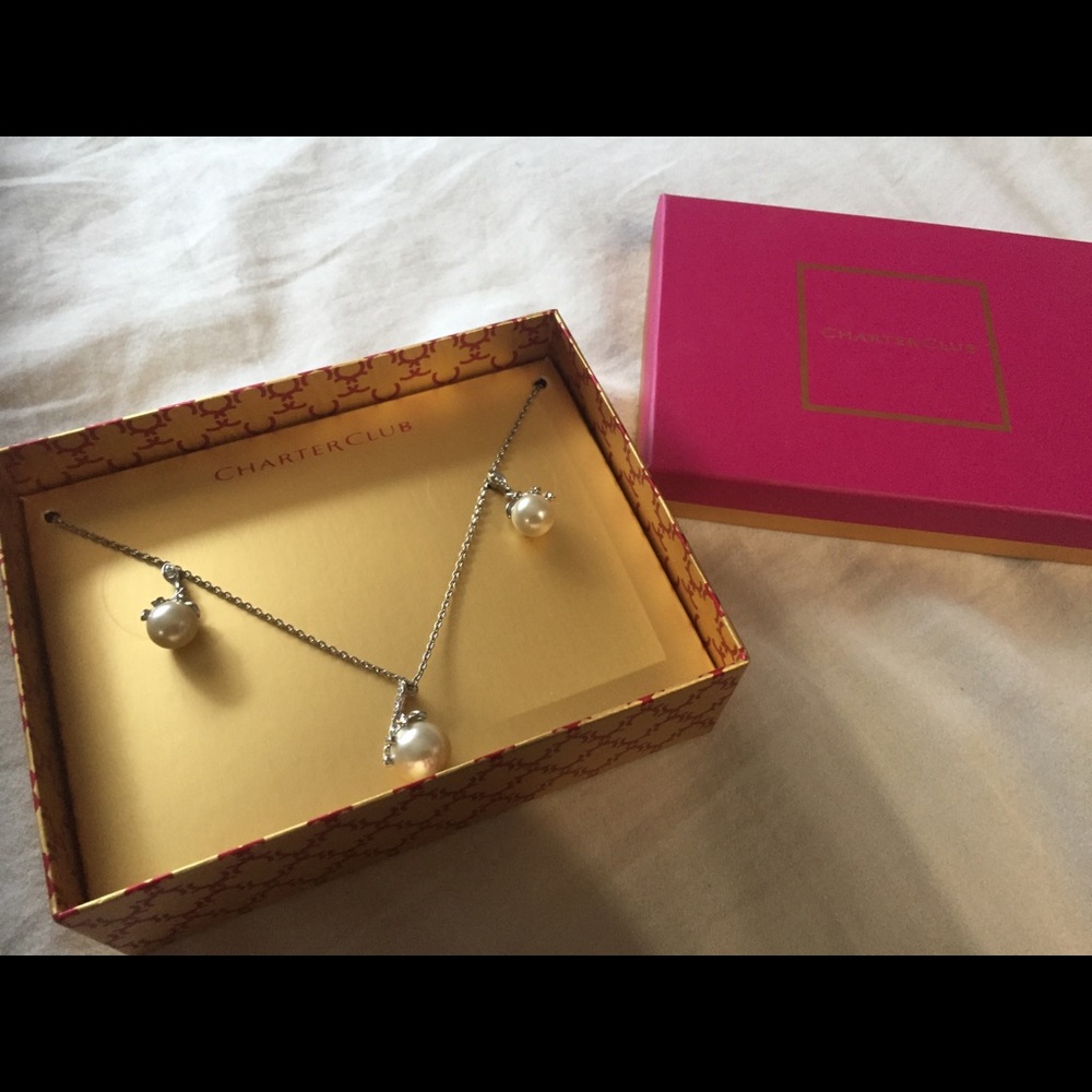 New Charter Club Pearl Necklace and Earrings Set